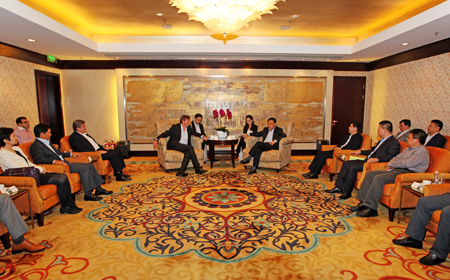 20141015jituan.jpg