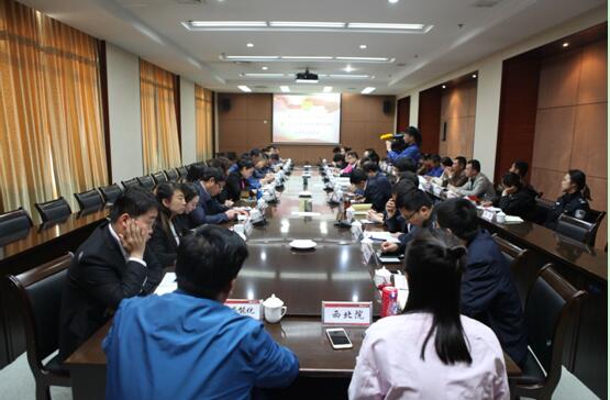 集团公司团委:学习总书记讲话 做合格共青团员1.jpg